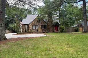 607 N College St, Cedartown, GA 30125 - Photo 2