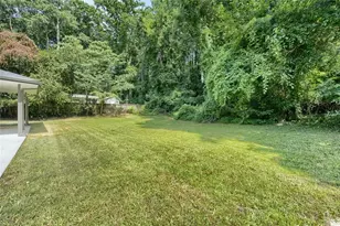 1371 Varner Rd, Marietta, GA 30062 - Photo 12