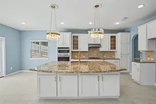 6810 Rocking Horse Ln, Cumming, GA 30040 - Photo 10