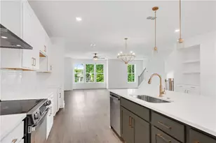 2737 Hallwood Ln, Suwanee, GA 30024 - Photo 10