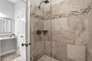 12880 Bucksport Dr, Roswell, GA 30075 - Photo 32