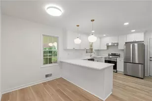 1979 Creekside Ct, Decatur, GA 30032 - Photo 8