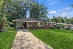1979 Creekside Ct, Decatur, GA 30032 - Photo 2