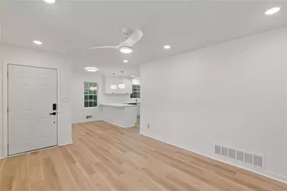 1979 Creekside Court, Decatur, GA 30032 - Photo 6