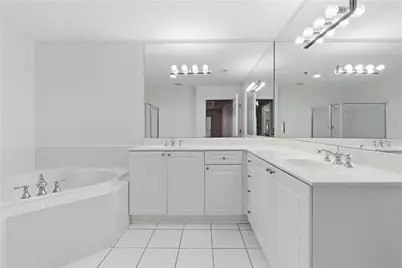 211 Colonial Homes Drive NW #2203, Atlanta, GA 30309 - Photo 22