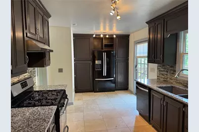 412 Hickory Walk, Woodstock, GA 30188 - Photo 4