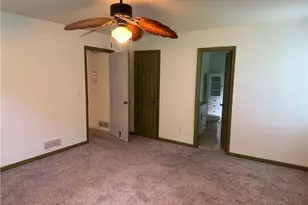 412 Hickory Walk, Woodstock, GA 30188 - Photo 10