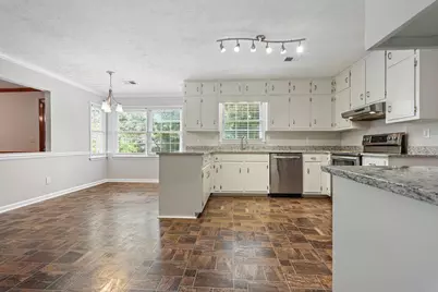 1695 Ridgeway Drive, Lawrenceville, GA 30044 - Photo 8