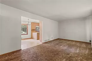 4097 Gladesworth Ln, Decatur, GA 30035 - Photo 6