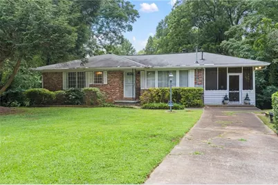 4097 Gladesworth Lane, Decatur, GA 30035 - Photo 4