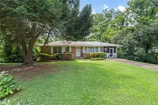 4097 Gladesworth Ln, Decatur, GA 30035 - Photo 2