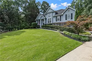 8260 Stonebrook Ct, Cumming, GA 30040 - Photo 2