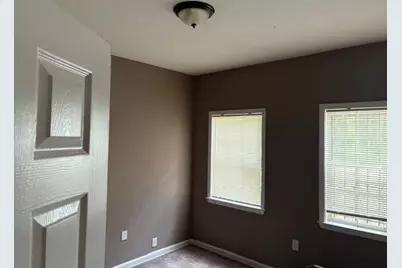 2005 Lois Place NW, Atlanta, GA 30318 - Photo 2