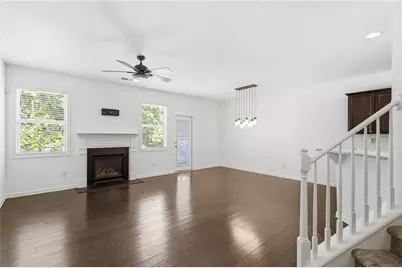 171 Townview Drive, Woodstock, GA 30189 - Photo 4