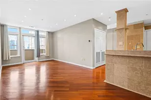 3334 Peachtree Rd NE, Atlanta, GA 30326 - Photo 2