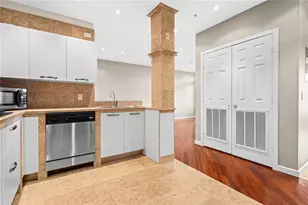 3334 Peachtree Rd NE, Atlanta, GA 30326 - Photo 8