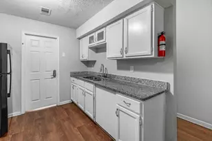 3927 Wabash Ln, Ellenwood, GA 30294 - Photo 6