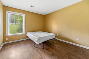 3927 Wabash Ln, Ellenwood, GA 30294 - Photo 8