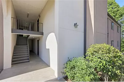 605 Candler Street #B13, Gainesville, GA 30501 - Photo 2