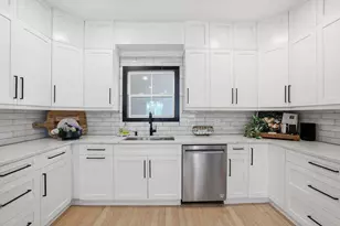 6093 Shadburn Ferry Rd, Buford, GA 30518 - Photo 22