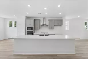 736 Auguste Ave, Scottdale, GA 30079 - Photo 6