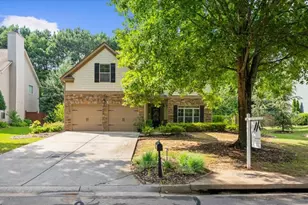 3920 Hunters Walk Way, Cumming, GA 30028 - Photo 2