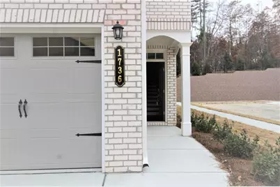 1736 Lansing Bluff Walk, Lawrenceville, GA 30043 - Photo 2
