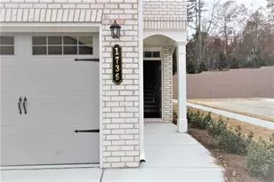 1736 Lansing Bluff Walk, Lawrenceville, GA 30043 - Photo 2