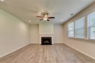 638 Saffron Blvd, Lawrenceville, GA 30045 - Photo 20