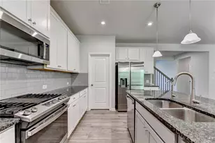 638 Saffron Blvd, Lawrenceville, GA 30045 - Photo 16