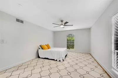 6851 Roswell Road #Q16, Atlanta, GA 30328 - Photo 14