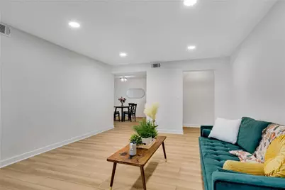 6851 Roswell Road #Q16, Atlanta, GA 30328 - Photo 10