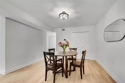 6851 Roswell Road #Q16, Atlanta, GA 30328 - Photo 10