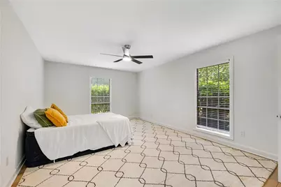 6851 Roswell Road #Q16, Atlanta, GA 30328 - Photo 14