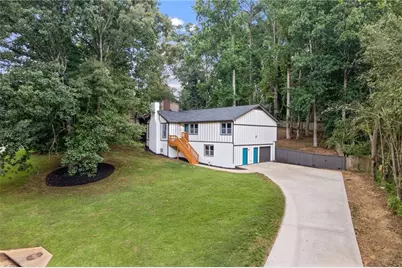 1521 Sundale Drive, Lawrenceville, GA 30046 - Photo 2
