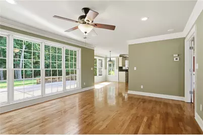 2416 Westport Circle SW, Marietta, GA 30064 - Photo 8