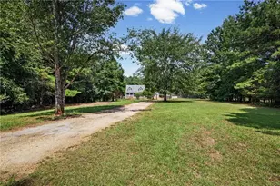 574 Antioch Rd, Fayetteville, GA 30215 - Photo 2