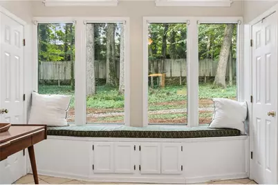 1960 Royal Court, Atlanta, GA 30341 - Photo 20