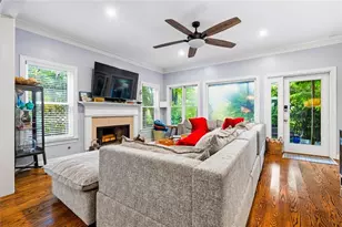 4565 Windsor Park Pl, Atlanta, GA 30342 - Photo 2