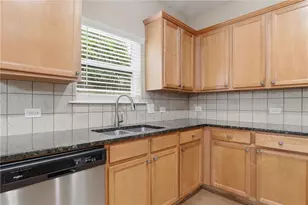 9950 Autry Vue Ln, Alpharetta, GA 30022 - Photo 6