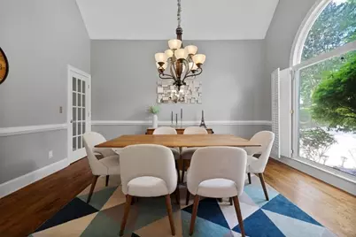 2172 Major Loring Way SW, Marietta, GA 30064 - Photo 10