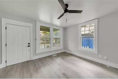 1053 Metropolitan Parkway SW, Atlanta, GA 30310 - Photo 2