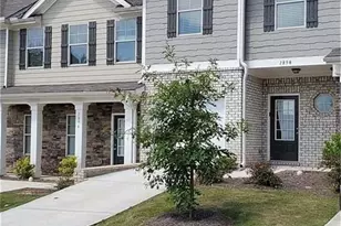 1898 Old Dogwood, Jonesboro, GA 30238 - Photo 2