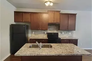 1898 Old Dogwood, Jonesboro, GA 30238 - Photo 4