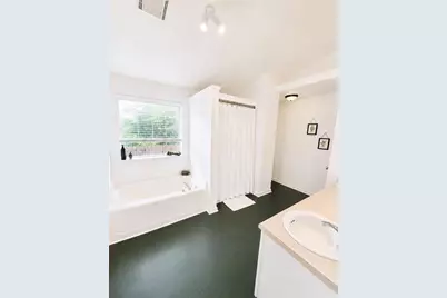 6009 Riveroak Terrace, College Park, GA 30349 - Photo 12