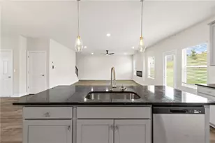 355 Jarrett St, Fairburn, GA 30213 - Photo 12