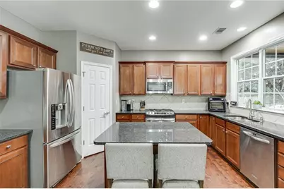 739 Avonley Creek Trace, Sugar Hill, GA 30518 - Photo 18