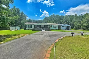 2001 Rocky Creek Rd, Mansfield, GA 30055 - Photo 4