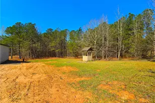 2001 Rocky Creek Rd, Mansfield, GA 30055 - Photo 12