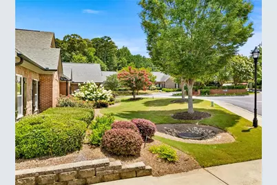 2601 Brookhavenrun Circle, Duluth, GA 30097 - Photo 4